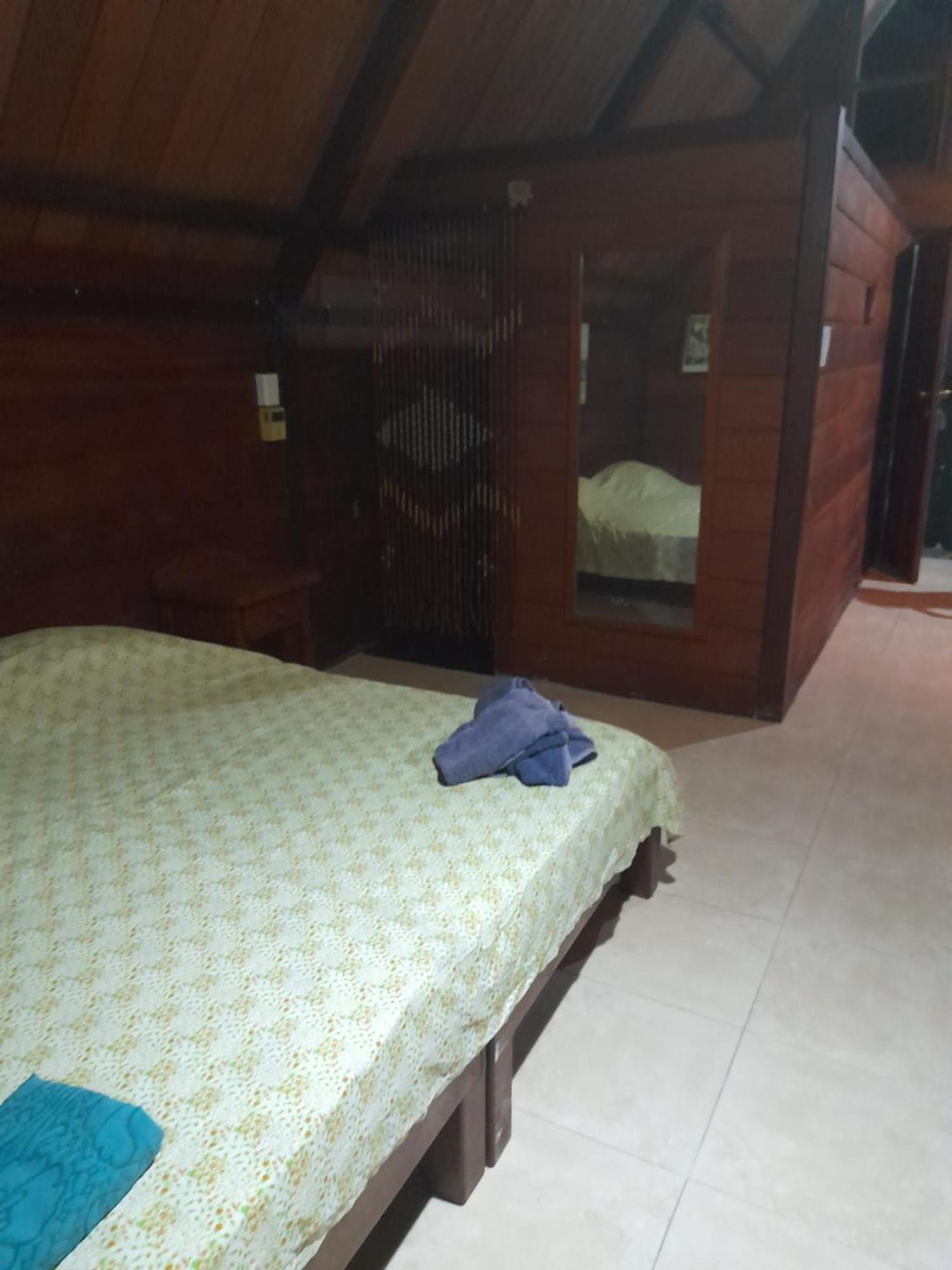 Charming Yellow Houses Loft-Style Apartment Bocas del Toro Exterior foto